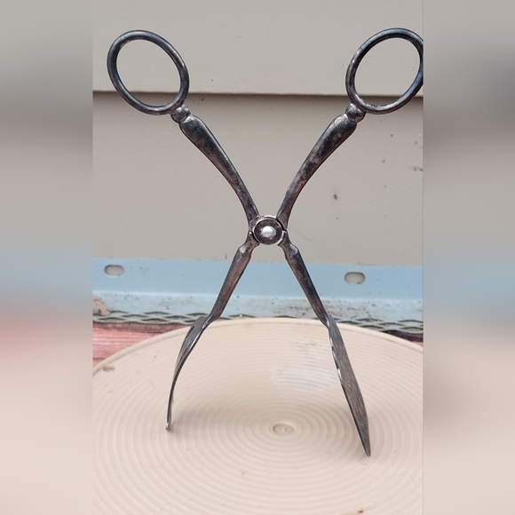 Vintage Pastry Tongs - Picture 6 of 7